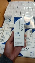 FLiCKA Silk Touch 3‑in‑1 Moisturizer & PrimerHydrates and nourishes skinLightweight, long‑lasting formulaMinimizes pores for a smooth finishDermatologically tested – safe for all skin types - Image 5