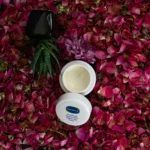 GlowNatural LuminaFade Precision Brightening And Advanced Spot Correcting GlowCream For Radiant And Even Skin Tone - 50g - Image 2