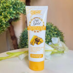 Jens Choy 24K Gold Brightening Ultra Skin Purifying Face Wash Providing Radiant Glow With Gentle Cleansing And Nourishing Care - 100ML - Image 2